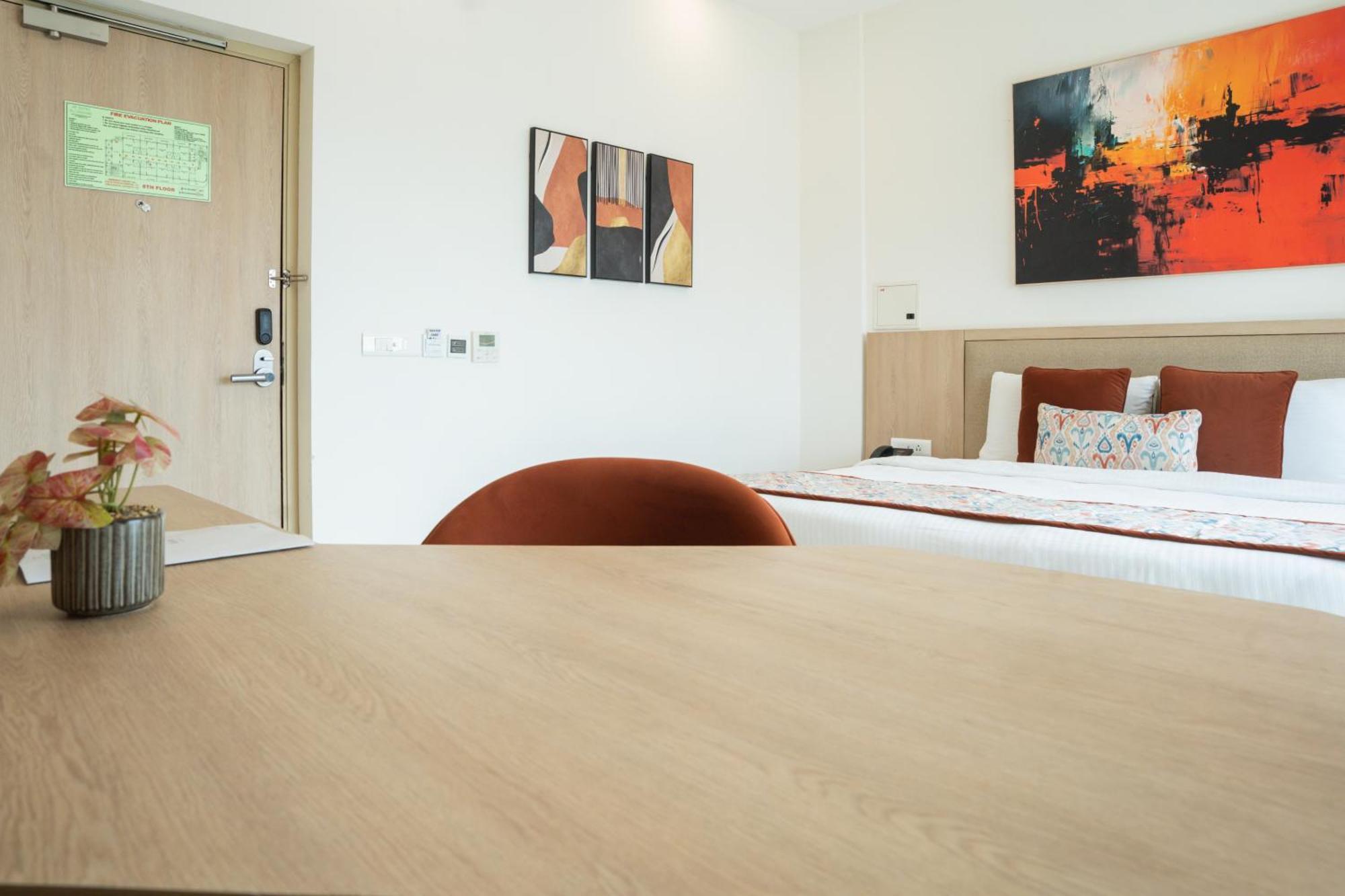 Ar Suites Klj Square Gurgaon Esterno foto