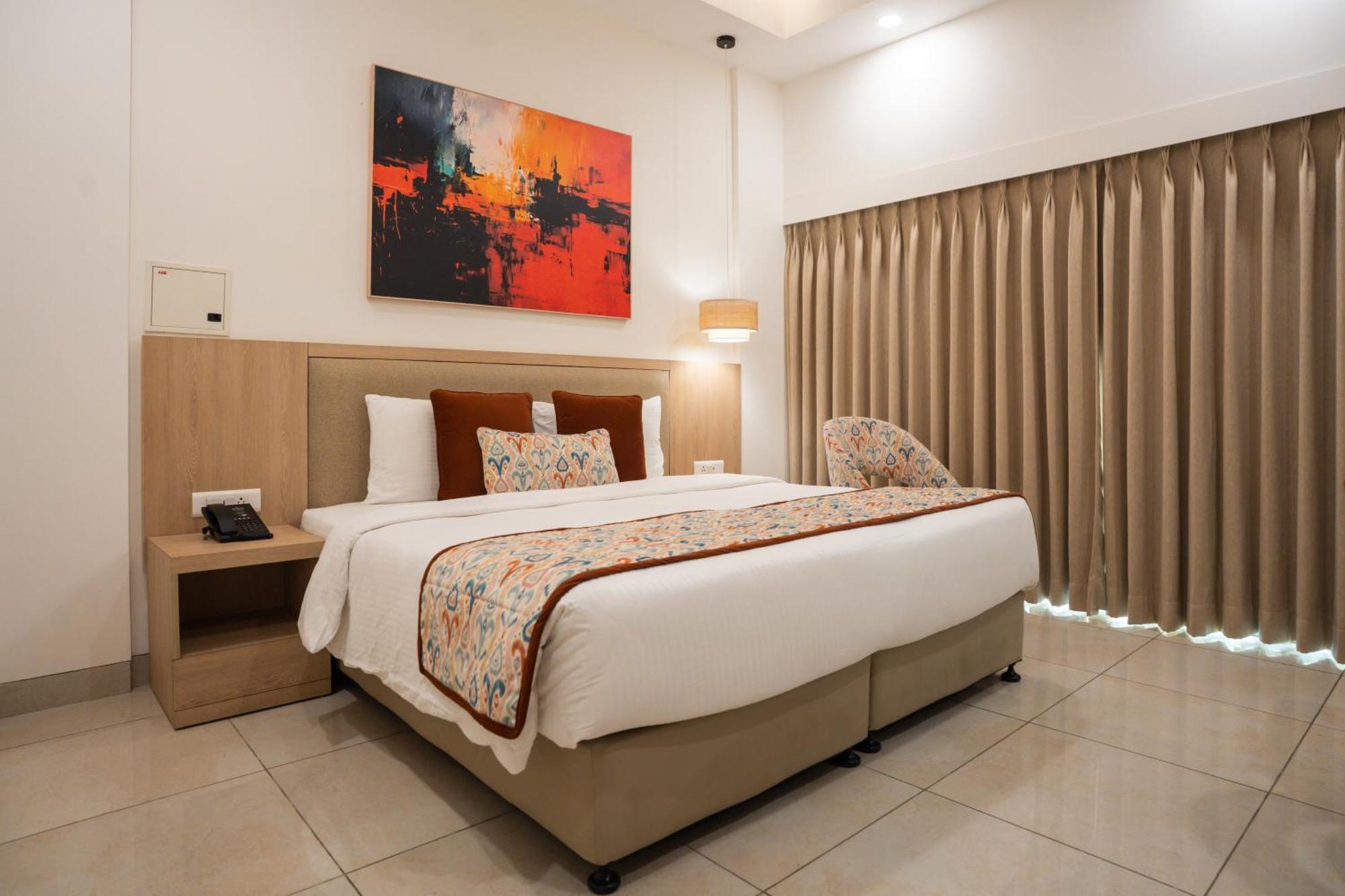 Ar Suites Klj Square Gurgaon Esterno foto