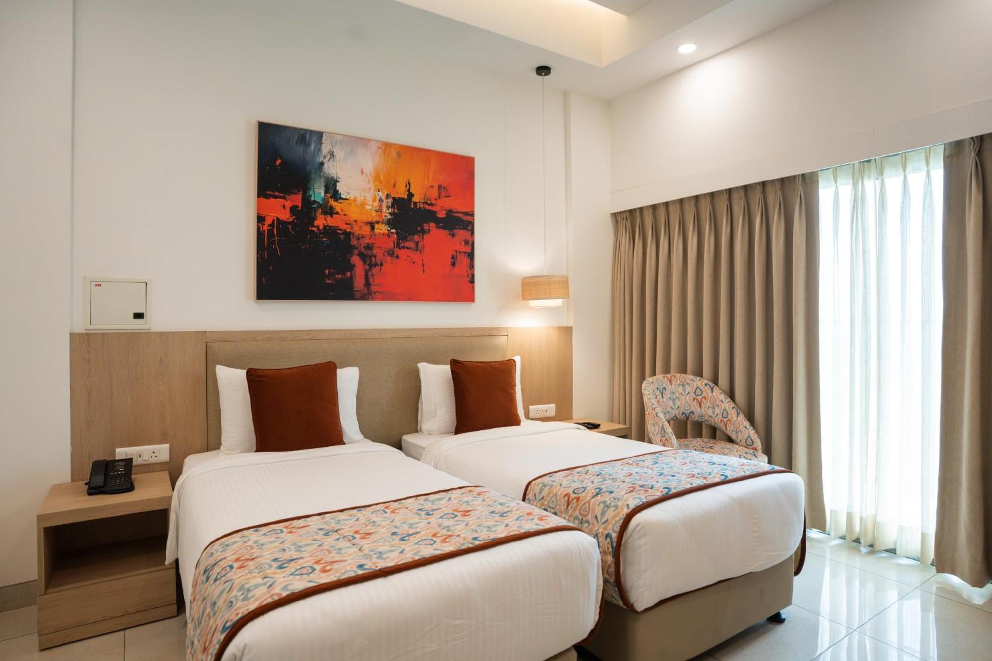 Ar Suites Klj Square Gurgaon Esterno foto