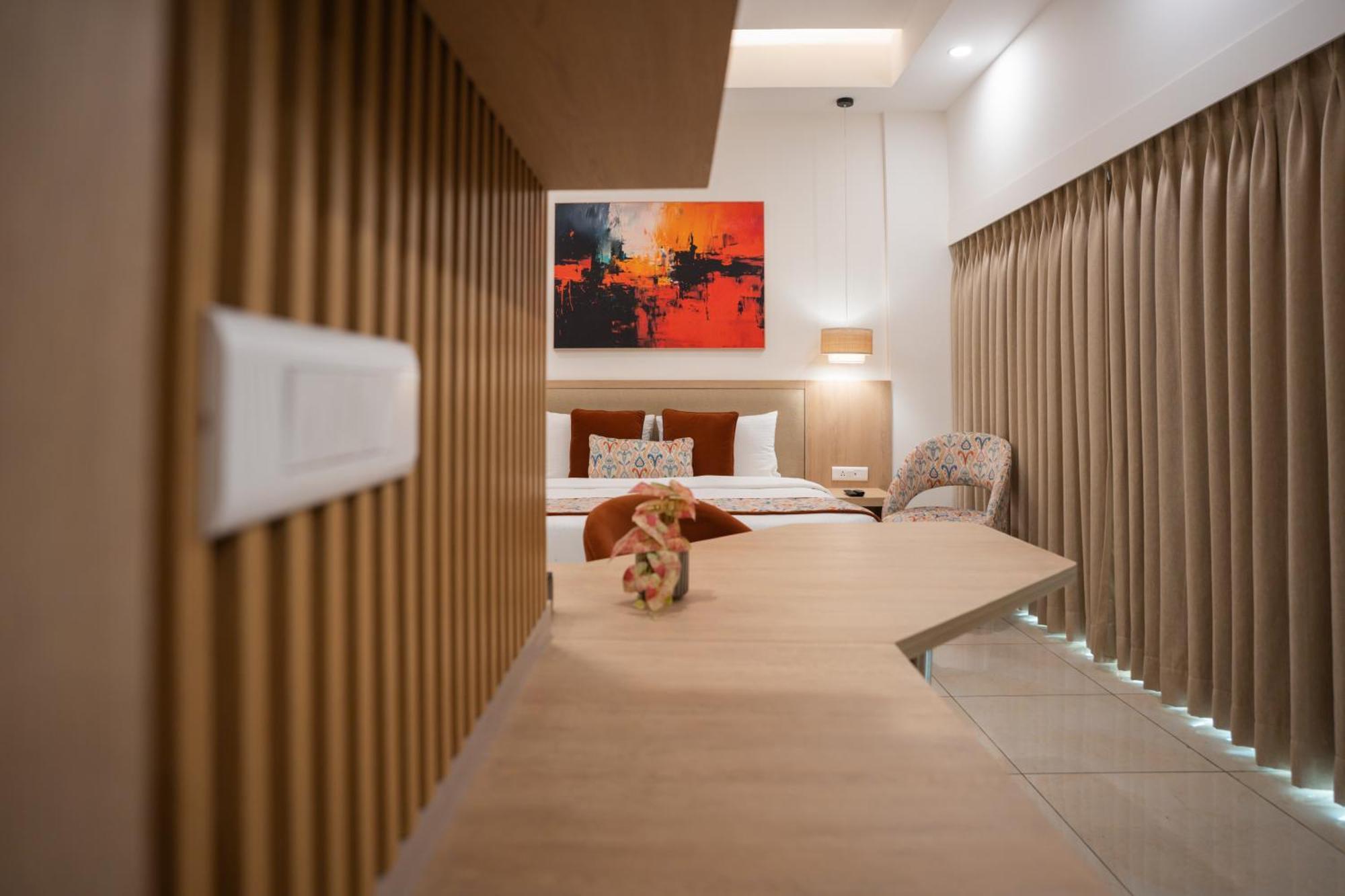 Ar Suites Klj Square Gurgaon Esterno foto
