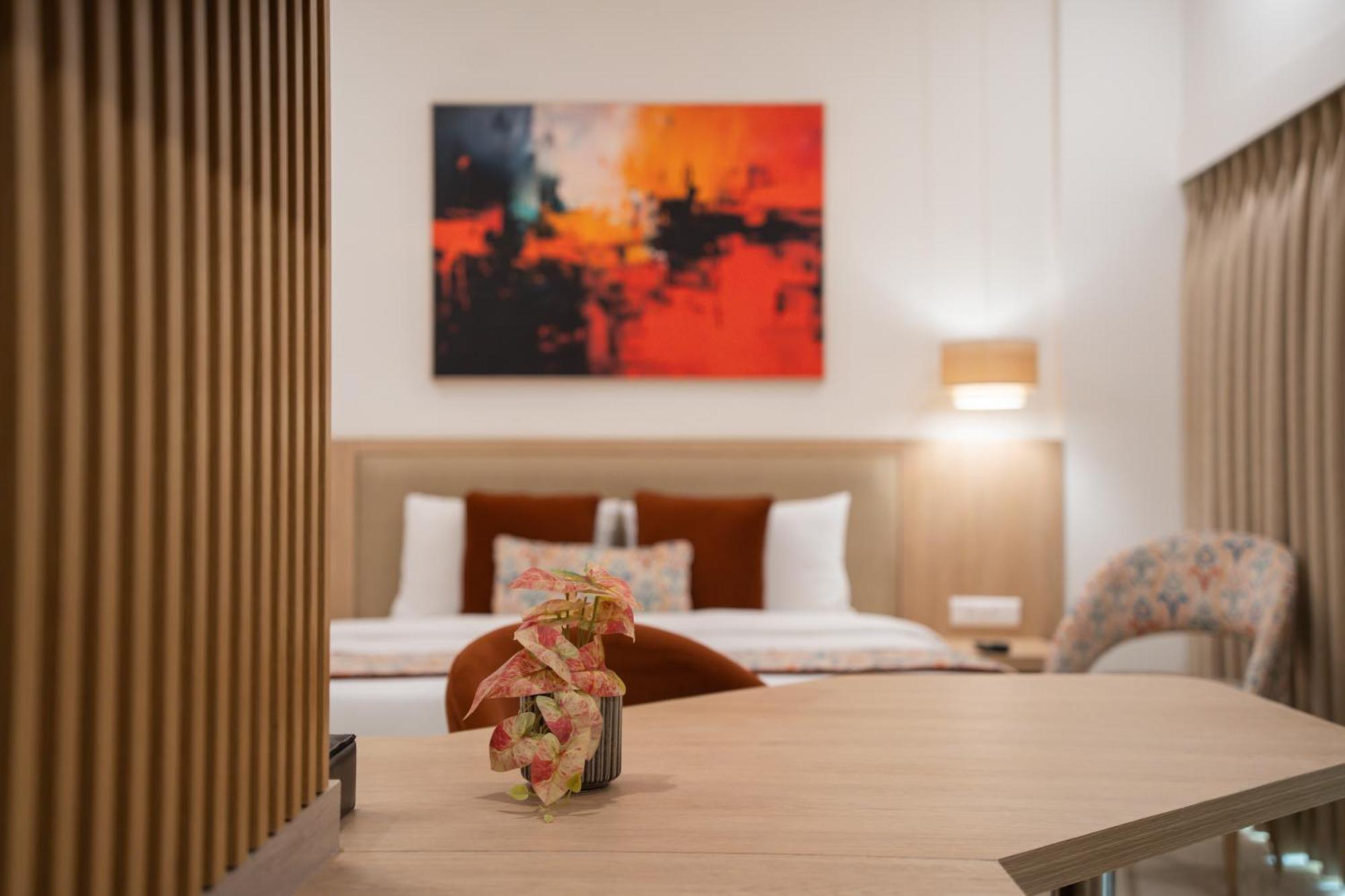 Ar Suites Klj Square Gurgaon Esterno foto