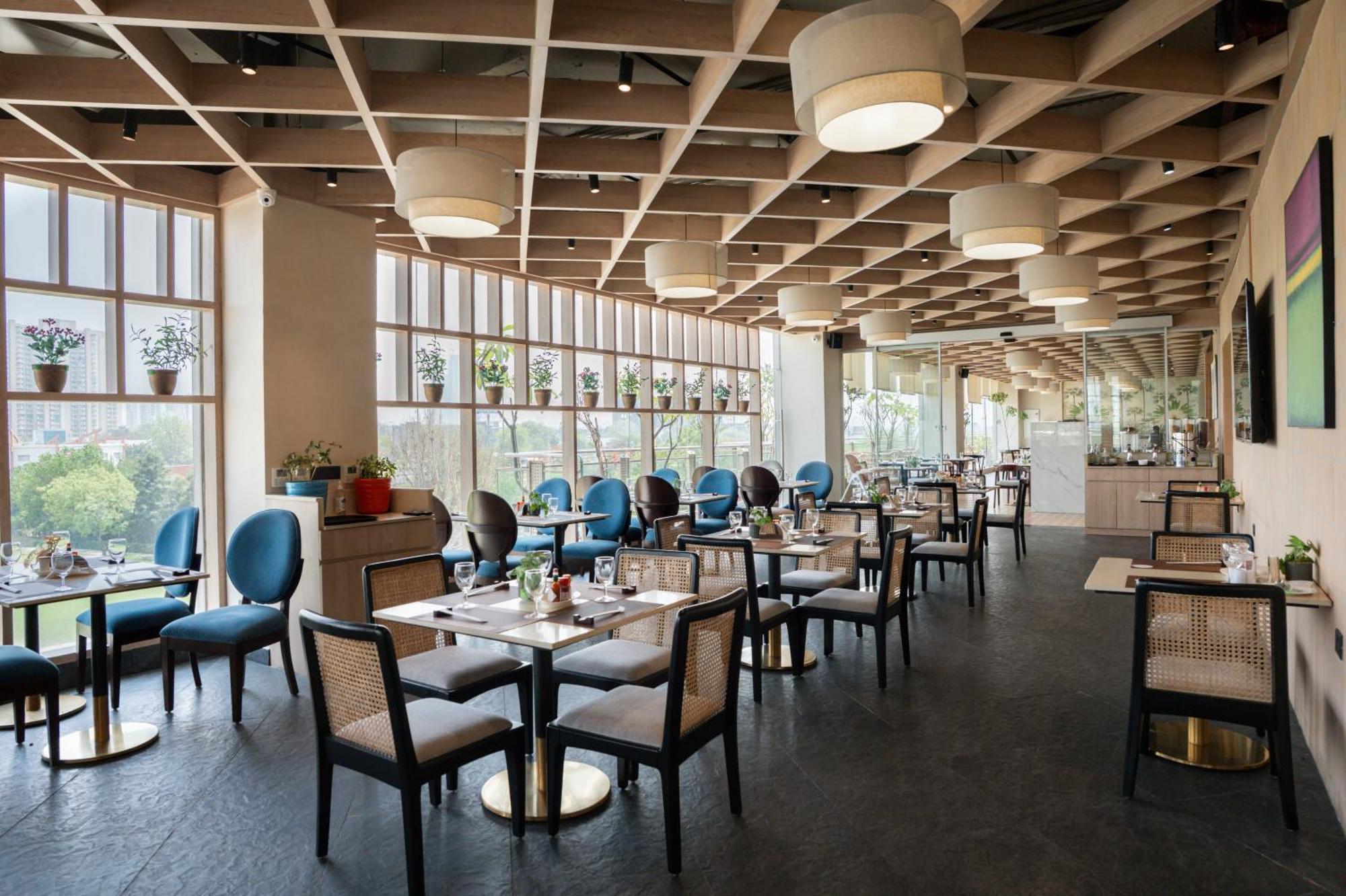 Ar Suites Klj Square Gurgaon Esterno foto